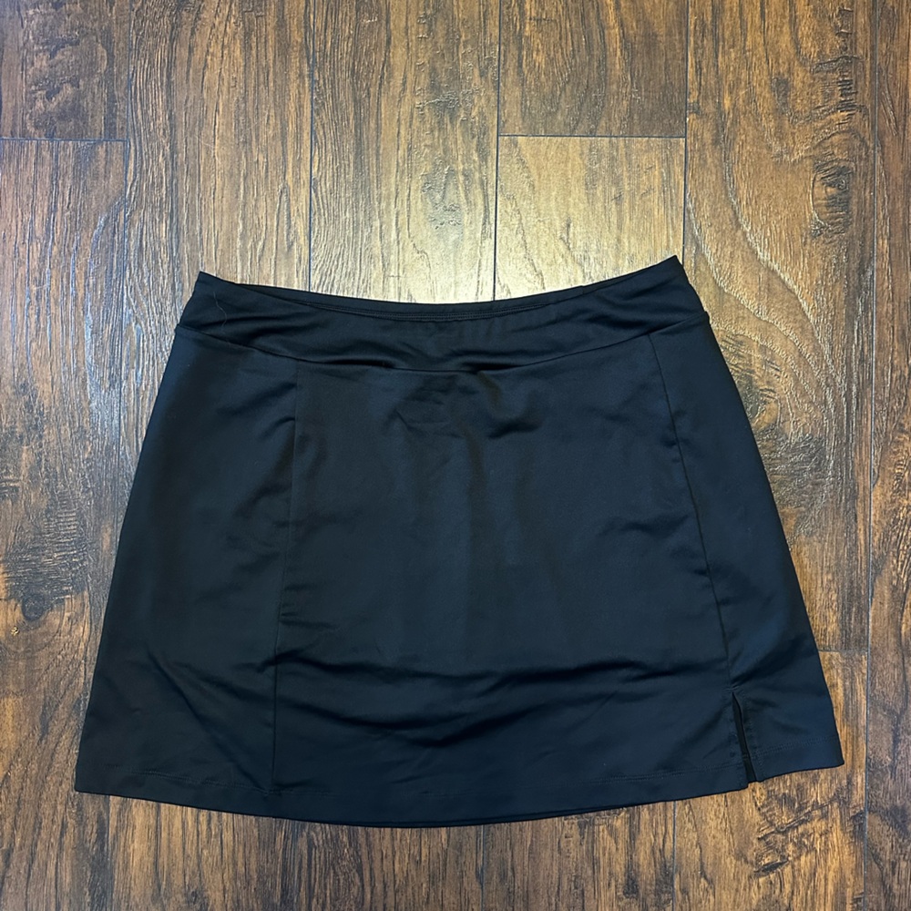 Lady Hagen Women’s Golf Scort